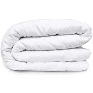 Short-Term Rental Bedroom Must-Haves