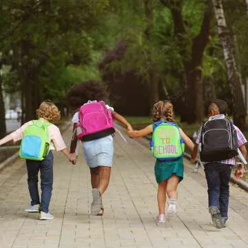 Academic Adventures: Top Back-to-School Gifts 📚