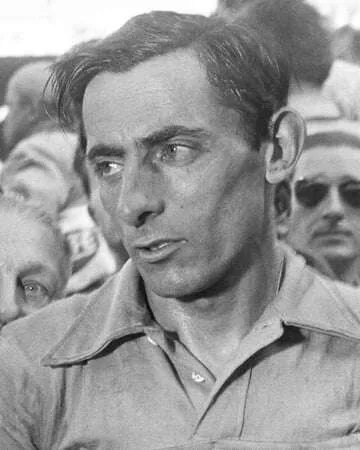 Fausto Coppi Sets World Hour Record in 1942