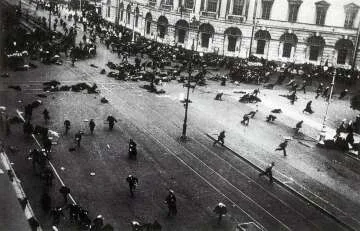 The July Days: Unrest in Petrograd