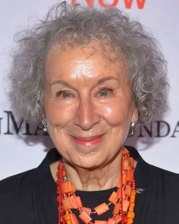 Margaret Atwood Wins Booker Prize for 'The Blind Assassin'