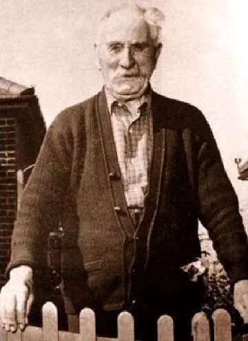 The Downfall of Zeppelin LZ-76: A Historic Aerial Duel