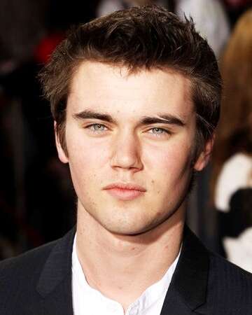 Celebrating Cameron Bright: A Talented Canadian Actor