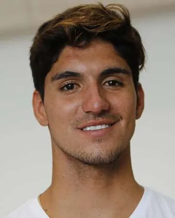 Gabriel Medina Claims ASP World Junior Title