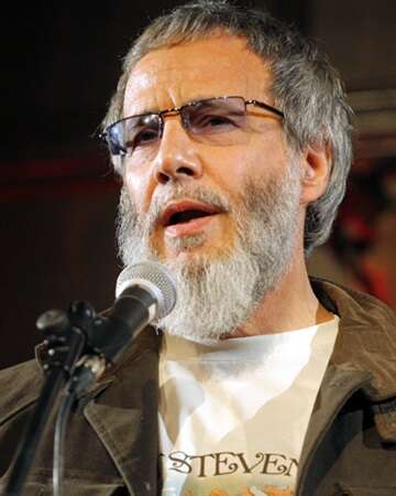 Cat Stevens Converts to Islam: A Life-Changing Decision