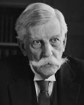 Oliver Wendell Holmes Jr. Becomes Associate Justice of the U.S. Supreme Court in 1902