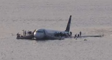 The Miracle on the Hudson: A Glimpse into Sullenberger's Heroic Landing