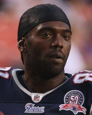 Celebrating Randy Moss: A Pro Football Legend