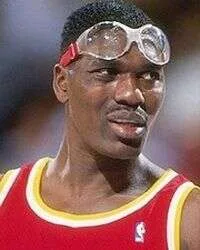 Celebrating Hakeem Olajuwon: The Legacy of a Basketball Icon