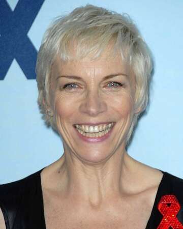 Annie Lennox's Dreamy Thames River Wedding