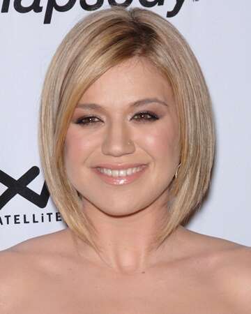 Kelly Clarkson's Iconic Wedding to Brandon Blackstock in 2013