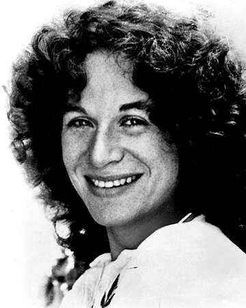 Carole King's 'Tapestry' Album Achieves Diamond Certification