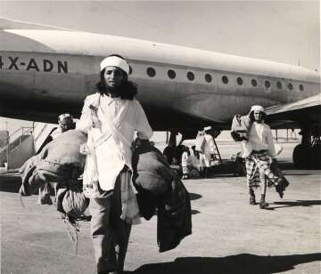 Operation Magic Carpet: The Airlift of Yemenite Jews to Israel
