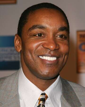 The Knicks Hire Isiah Thomas: A Turning Point in Team Management