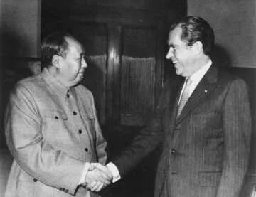Nixon Meets Mao: A Historic Encounter