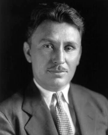 Wiley Post's Historic Solo Flight Around the World in 1933