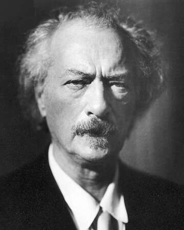 The Resignation of Ignacy Jan Paderewski in 1919
