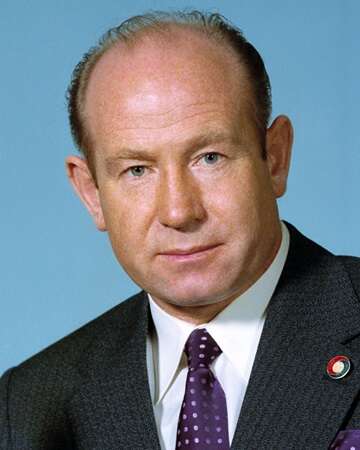 Remembering Alexei Leonov: The First Human to Walk in Space