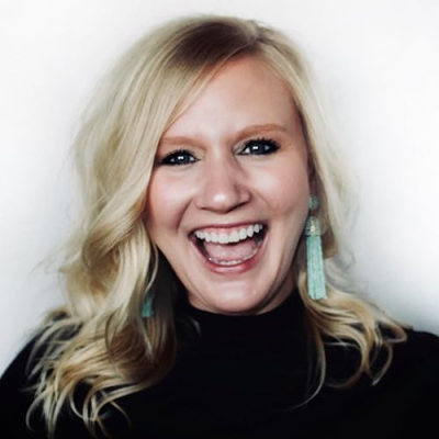 Megan Ruffles - The Chic(ish) Chick Profile