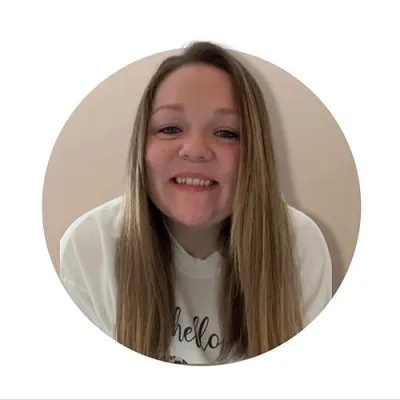 Christina | Stay At Home Mom