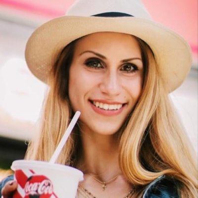 Deni Pikus 🌸 Profile