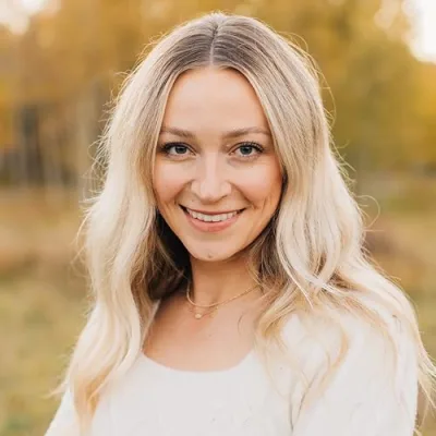 Tessi Wood | Q's Hairdos