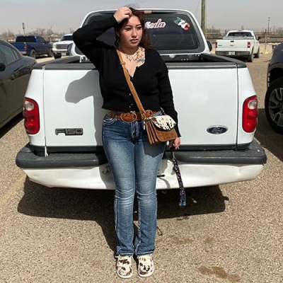 Yesenia Hernandez Profile