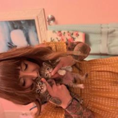 Dani the Cat Lady Profile