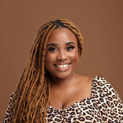 Sophia Elizabeth Photo Profile