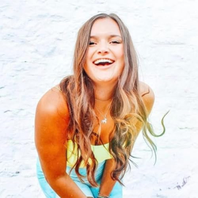 Jordan Lindsay | @healthybunhead Profile