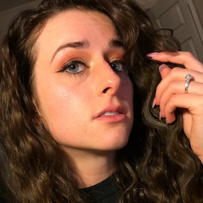 Thee Erin Elizabeth Profile