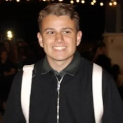 Ethan S Klein (EthankleinOfficial)