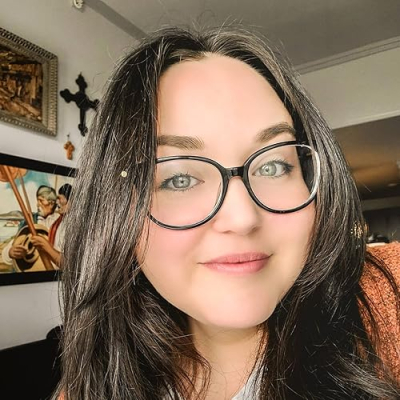 Christina + Crunchy Casa Profile