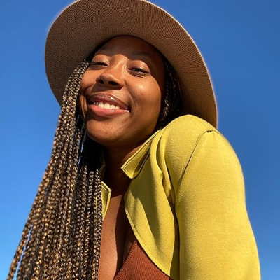 Daisia | Made by Dai Profile