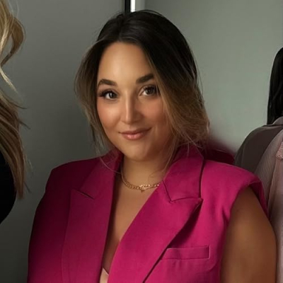 Renee | Posh Local Profile