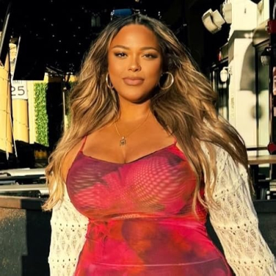 Nicole Simone Profile