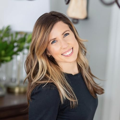 Flora + Font by Amanda Coakley Profile