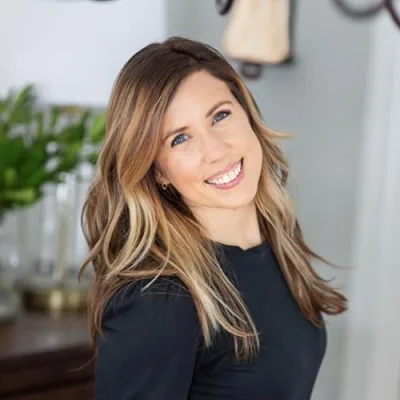 Flora + Font by Amanda Coakley