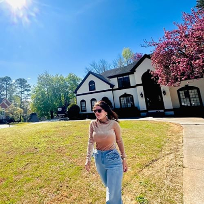 NINA GUIMERA Profile