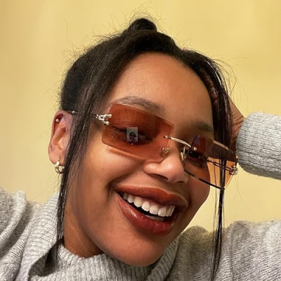 Chloé Jean-Pierre Profile