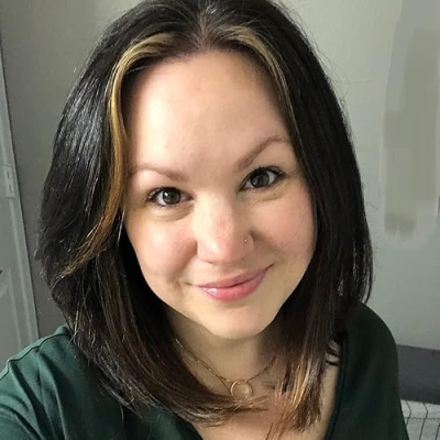 Jennifer Nicole Profile