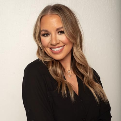 The Bargain Babe // Megan Cook Profile