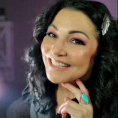 Laura Fagelman | CONTENT CREATOR