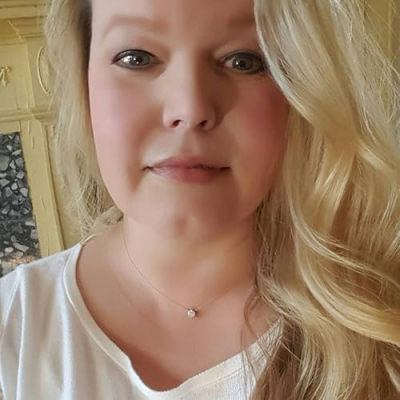 Julia's Simply Southern Profile