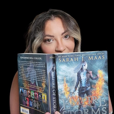 Jasmine Queen | Bestie and the Bookish Profile