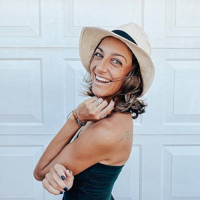 Ashley Kutcher Profile