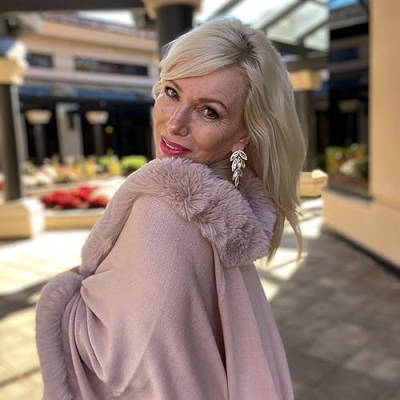 Golden Girl's Guide to Youthful Living Profile