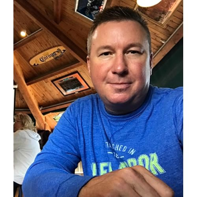 Mark Thomas Builder Profile