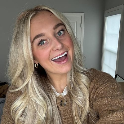 tall blonde kait Profile