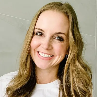 Janssen Bradshaw - Everyday Reading